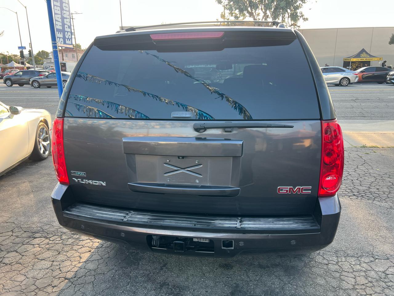 GMC Yukon SLT1 2WD 2010