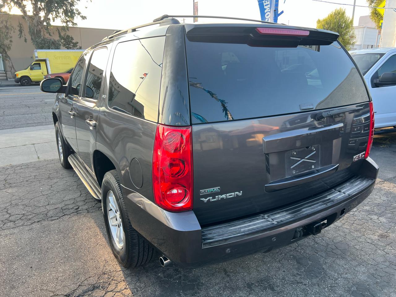 GMC Yukon SLT1 2WD 2010