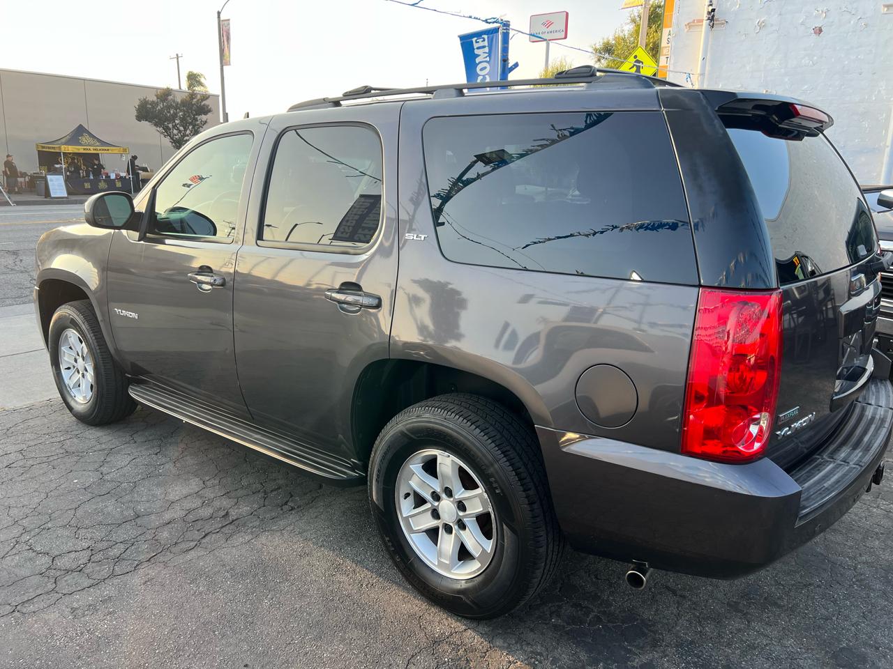 GMC Yukon SLT1 2WD 2010