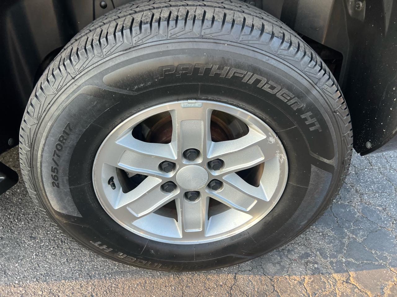 GMC Yukon SLT1 2WD 2010