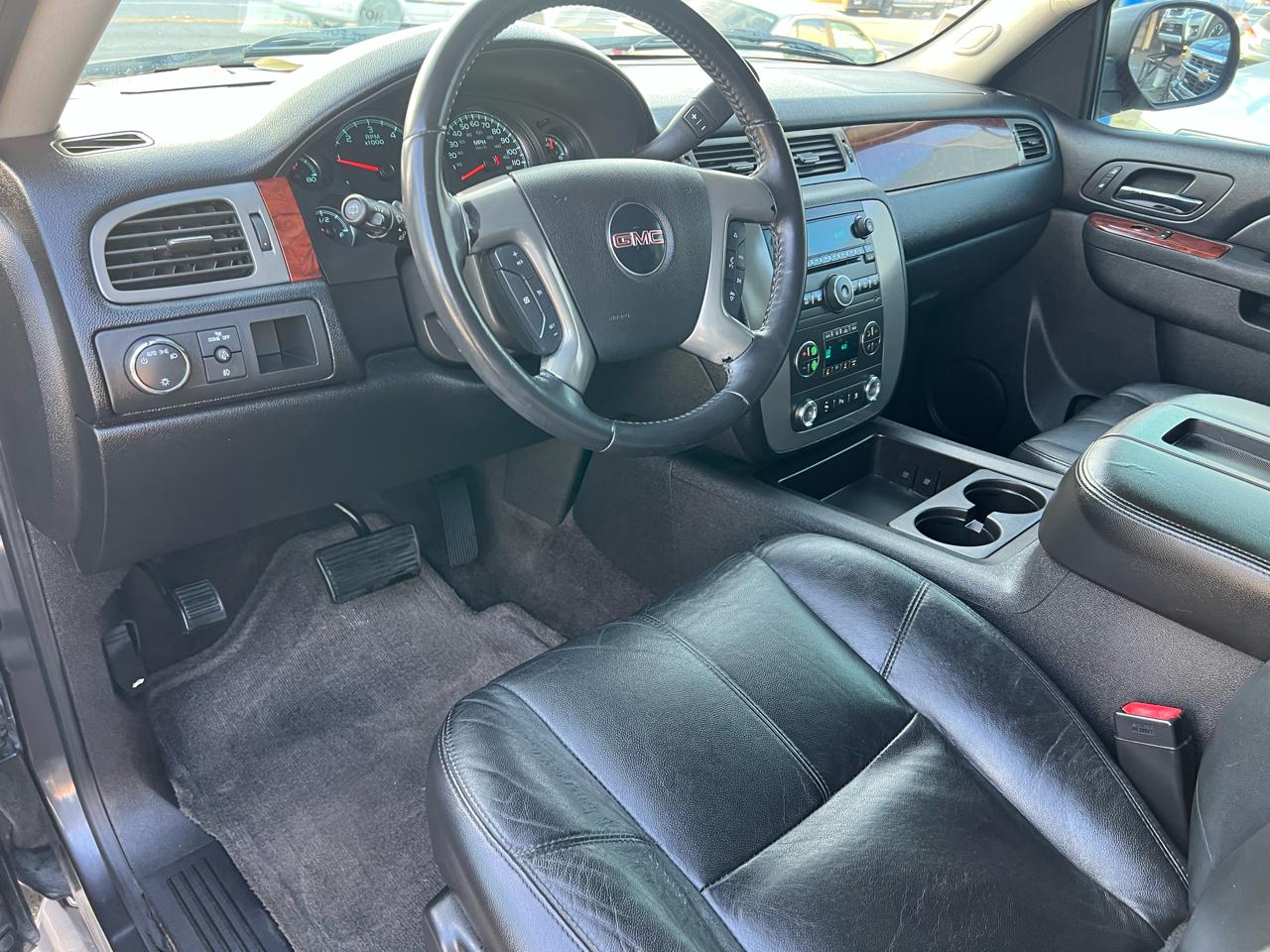 GMC Yukon SLT1 2WD 2010