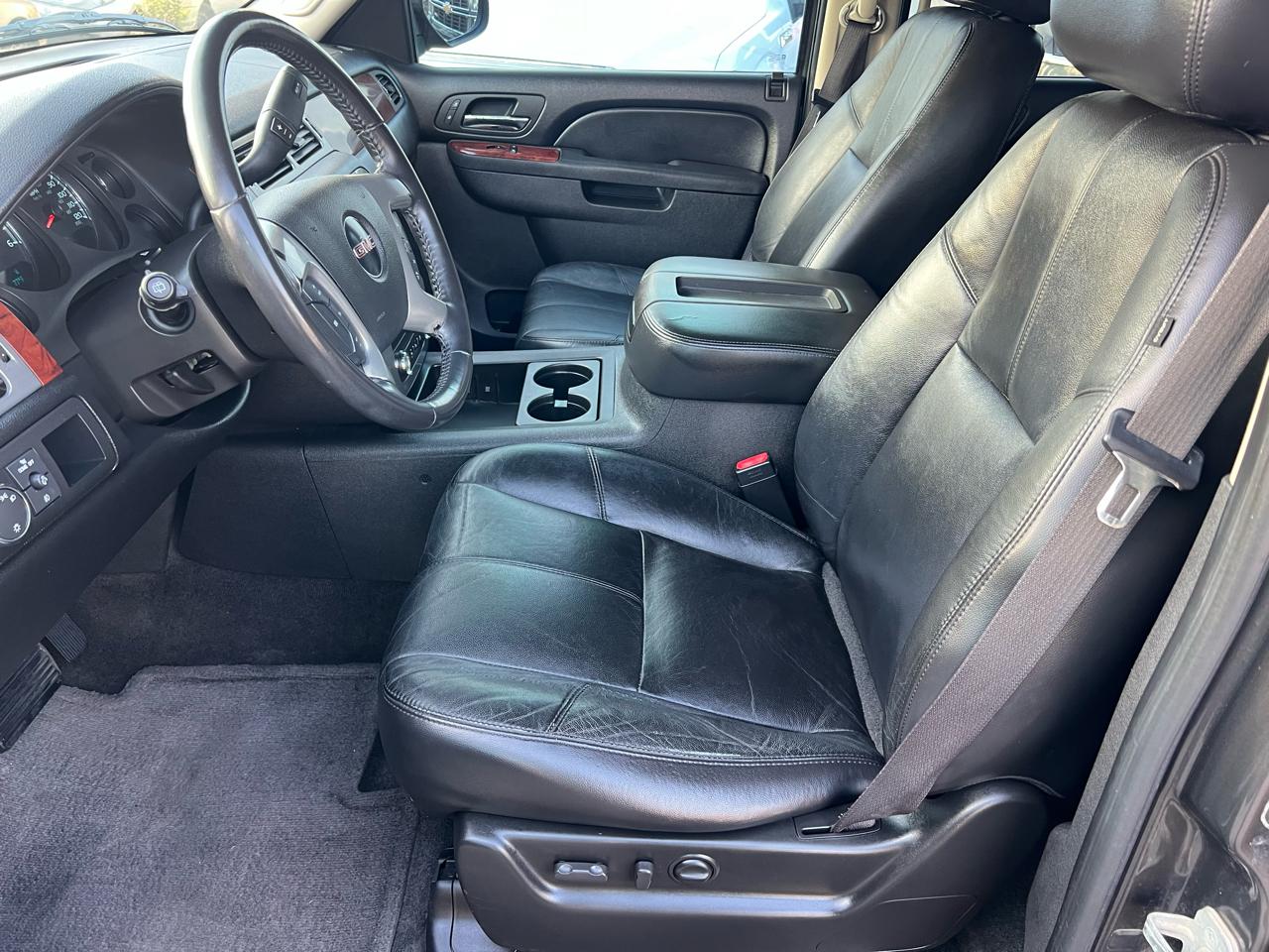 GMC Yukon SLT1 2WD 2010