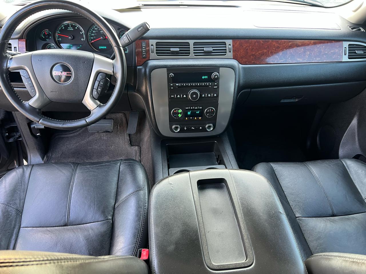GMC Yukon SLT1 2WD 2010