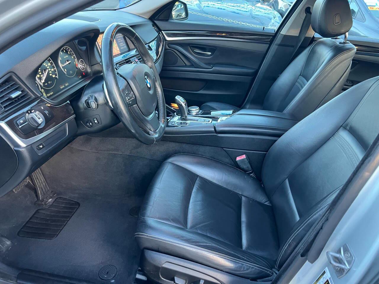 BMW 3-Series 328i Sedan 2015