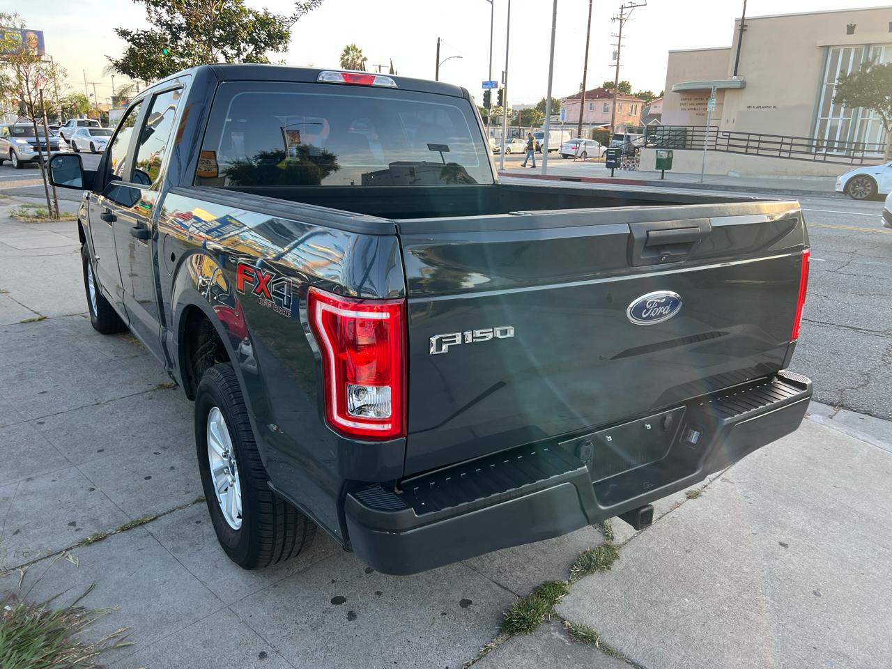 Ford F-150 Lariat SuperCrew 5.5-ft. Bed 4WD 2016