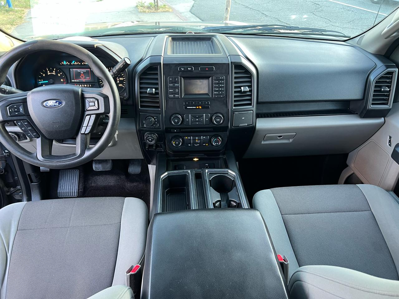 Ford F-150 Lariat SuperCrew 5.5-ft. Bed 4WD 2016