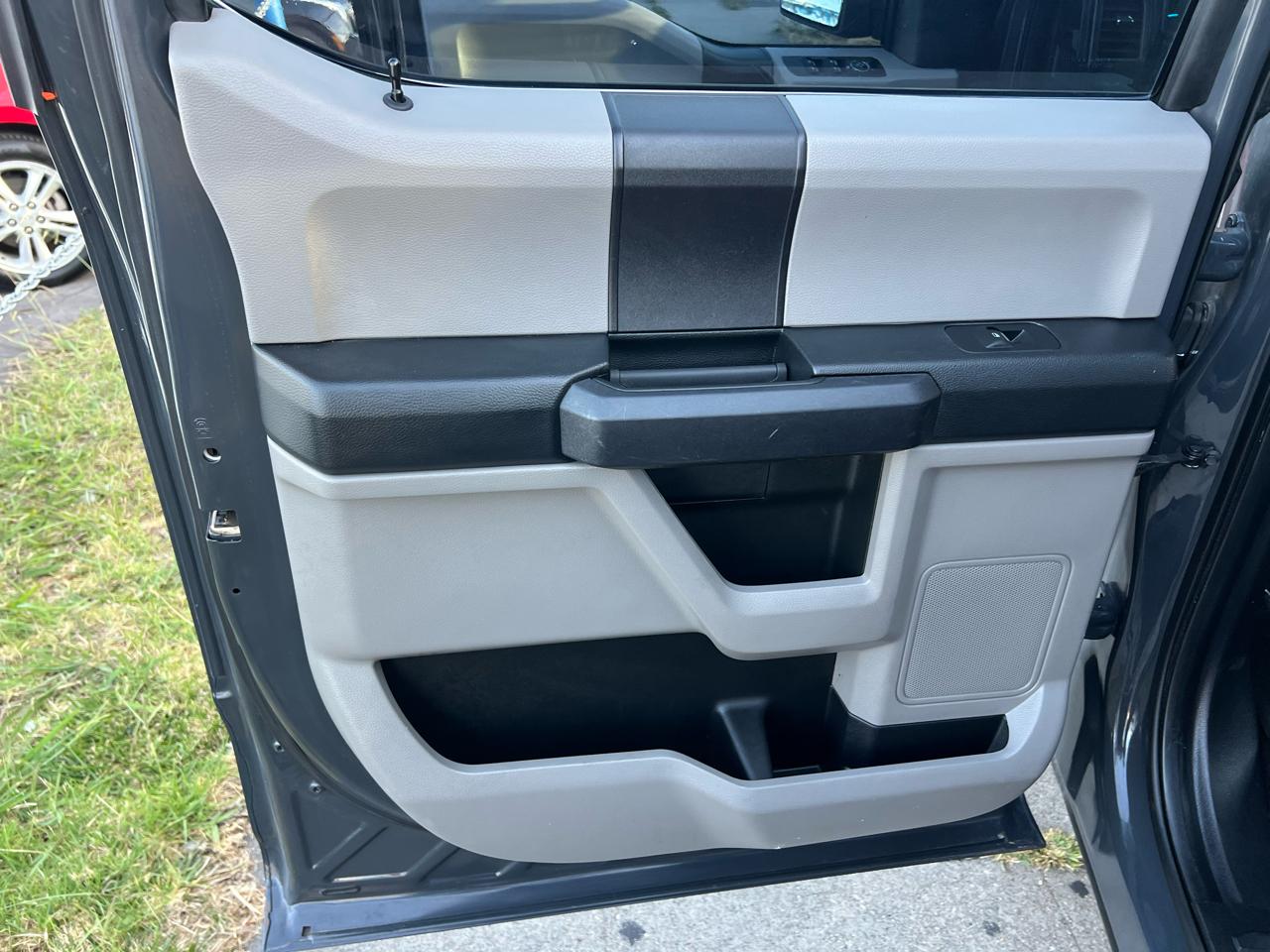 Ford F-150 Lariat SuperCrew 5.5-ft. Bed 4WD 2016