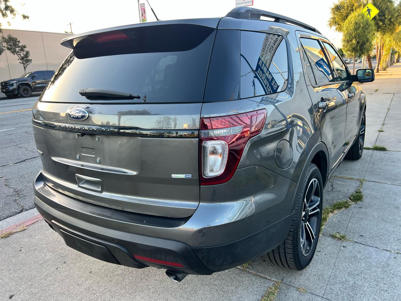 Ford Explorer Sport 4WD 2015