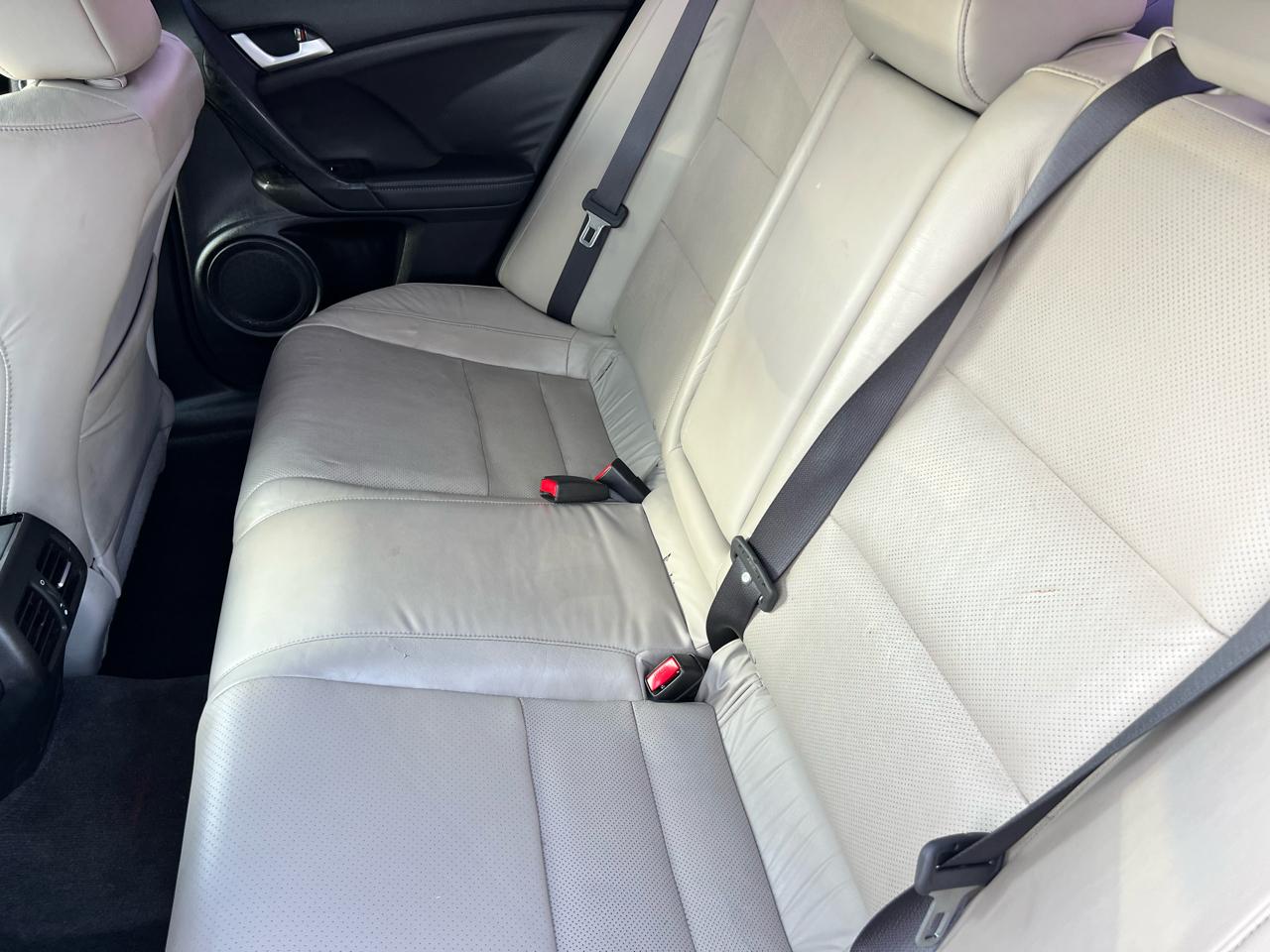 Acura TSX 5-speed AT 2013