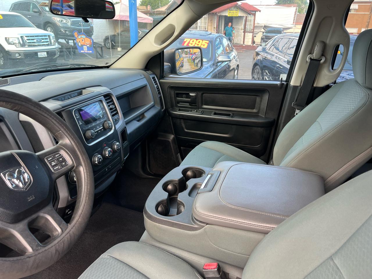 RAM 1500 2WD Crew Cab 140.5" Tradesman 2014