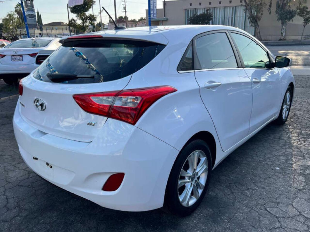Hyundai Elantra GT A/T 2015