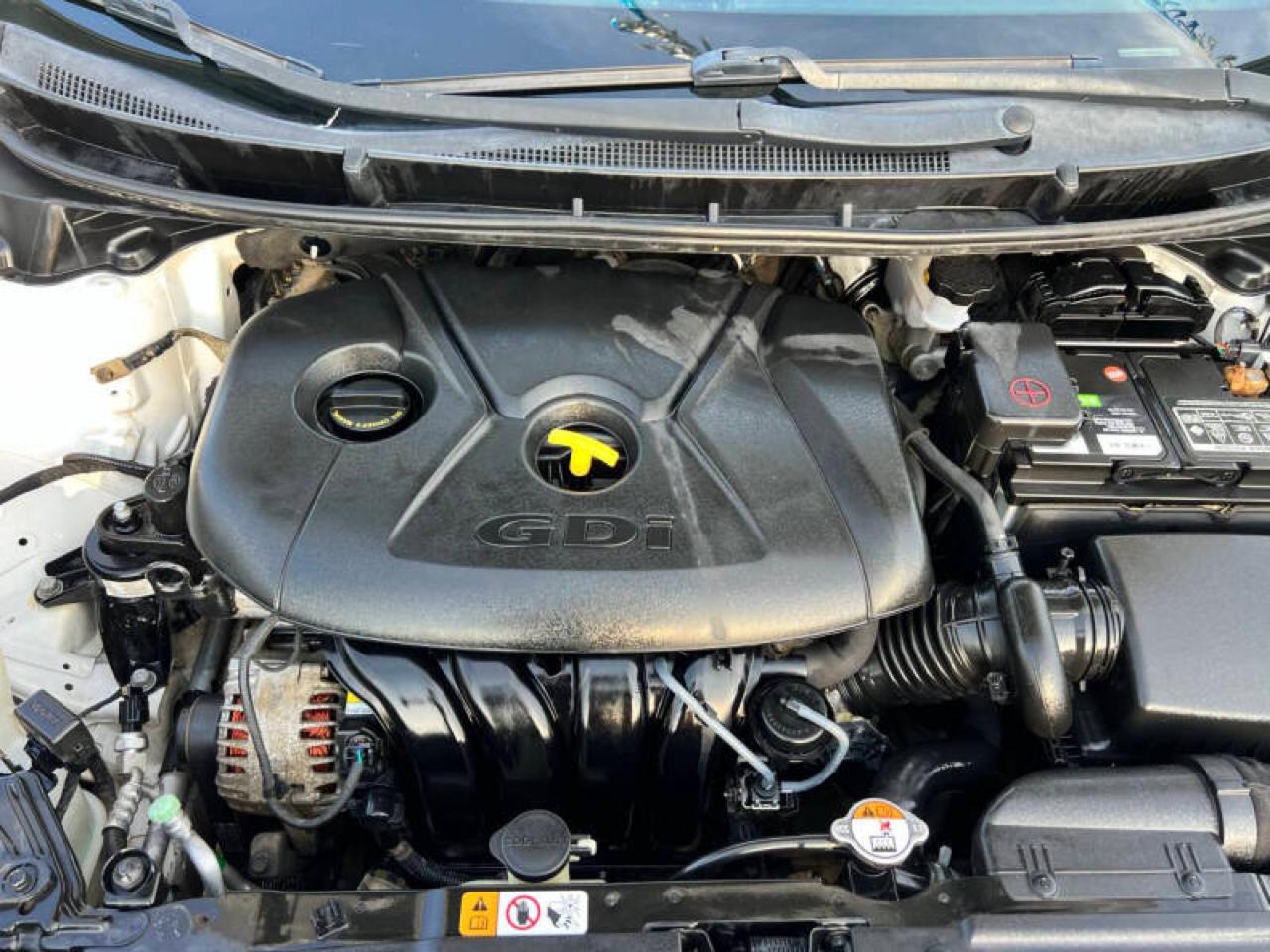 Hyundai Elantra GT A/T 2015