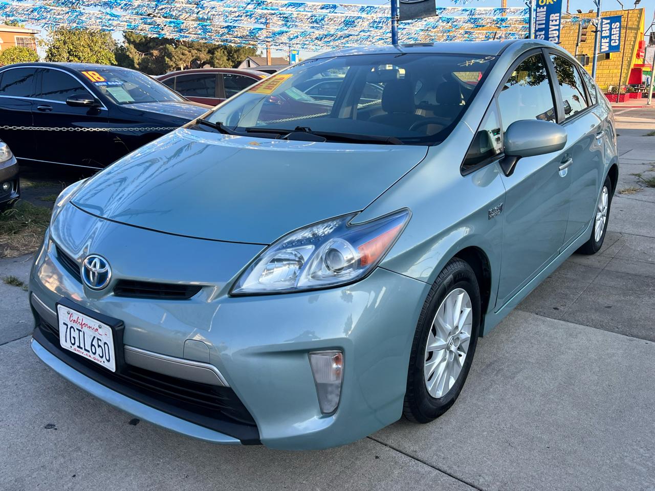 Toyota Prius Plug-In 2014