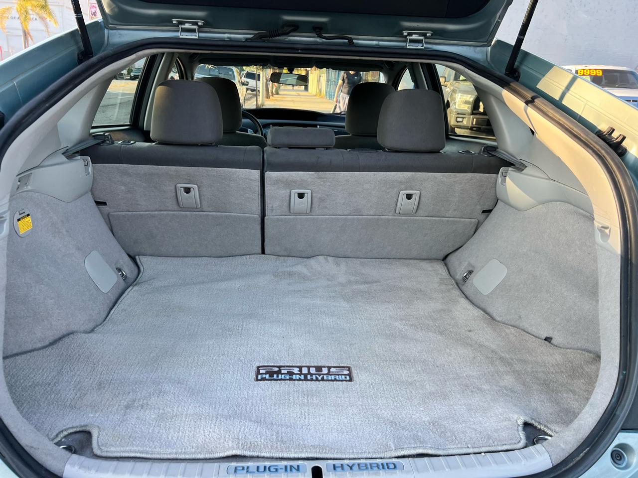 Toyota Prius Plug-In 2014
