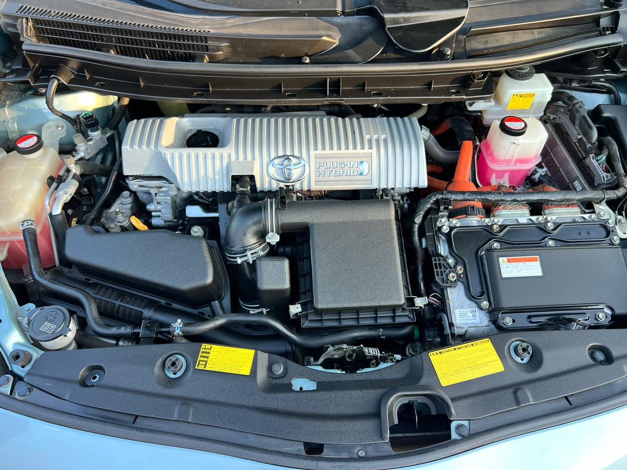Toyota Prius Plug-In 2014