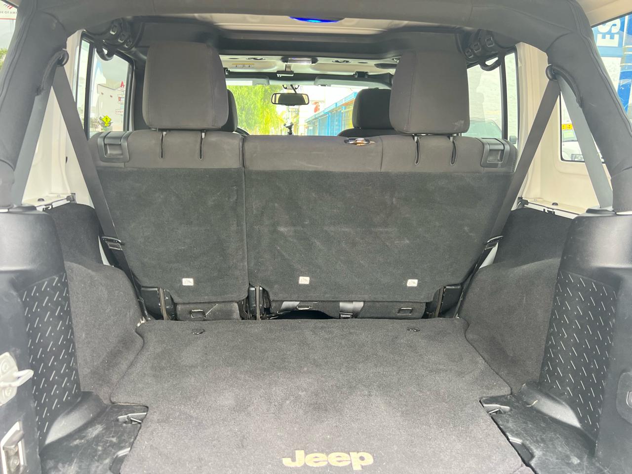 Jeep Wrangler Unlimited Sport 4WD 2014