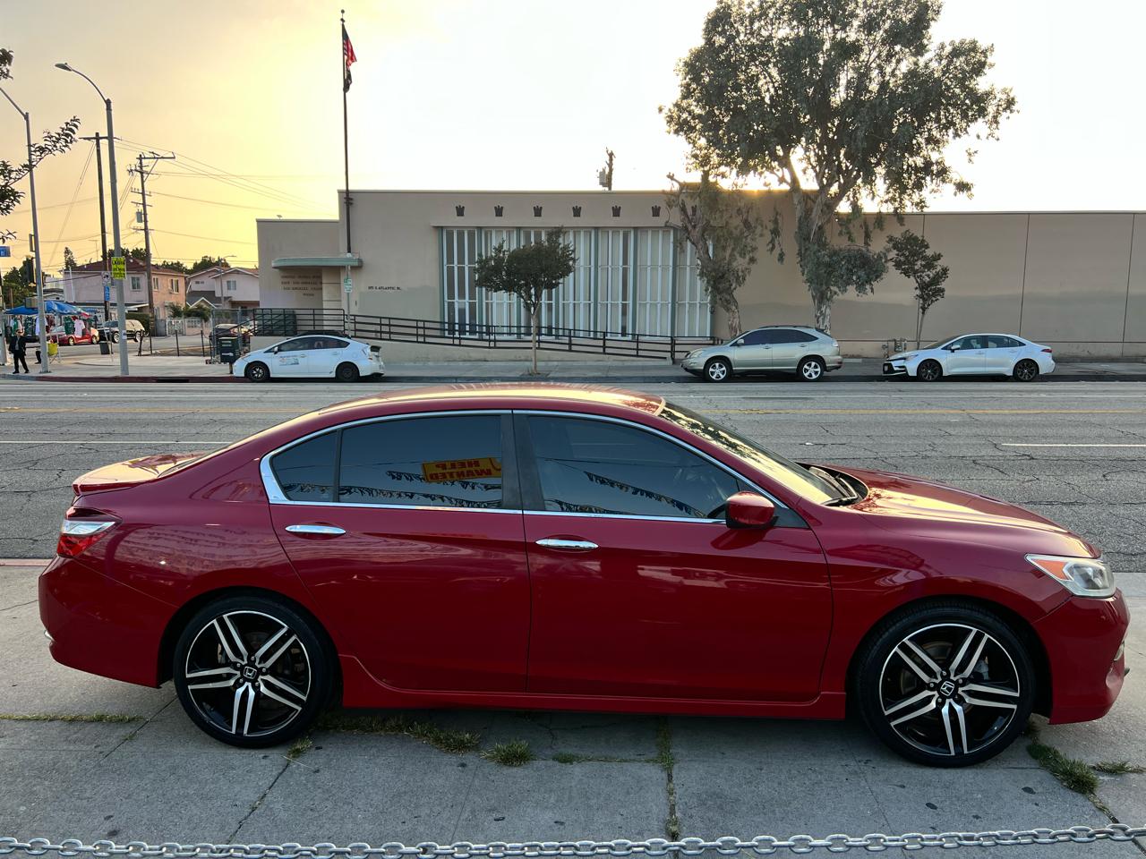 Honda Accord 4dr Sedan 5-Spd EX w/Leather 2017