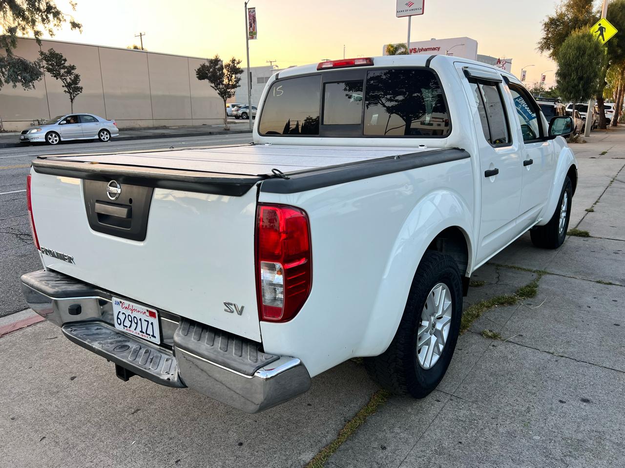Nissan Frontier S Crew Cab 5AT 2WD 2016