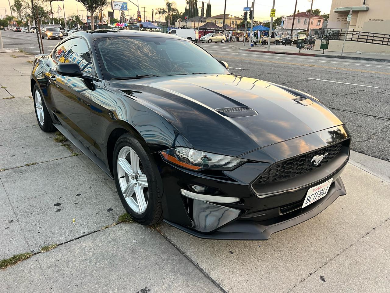 Ford Mustang EcoBoost Coupe 2018