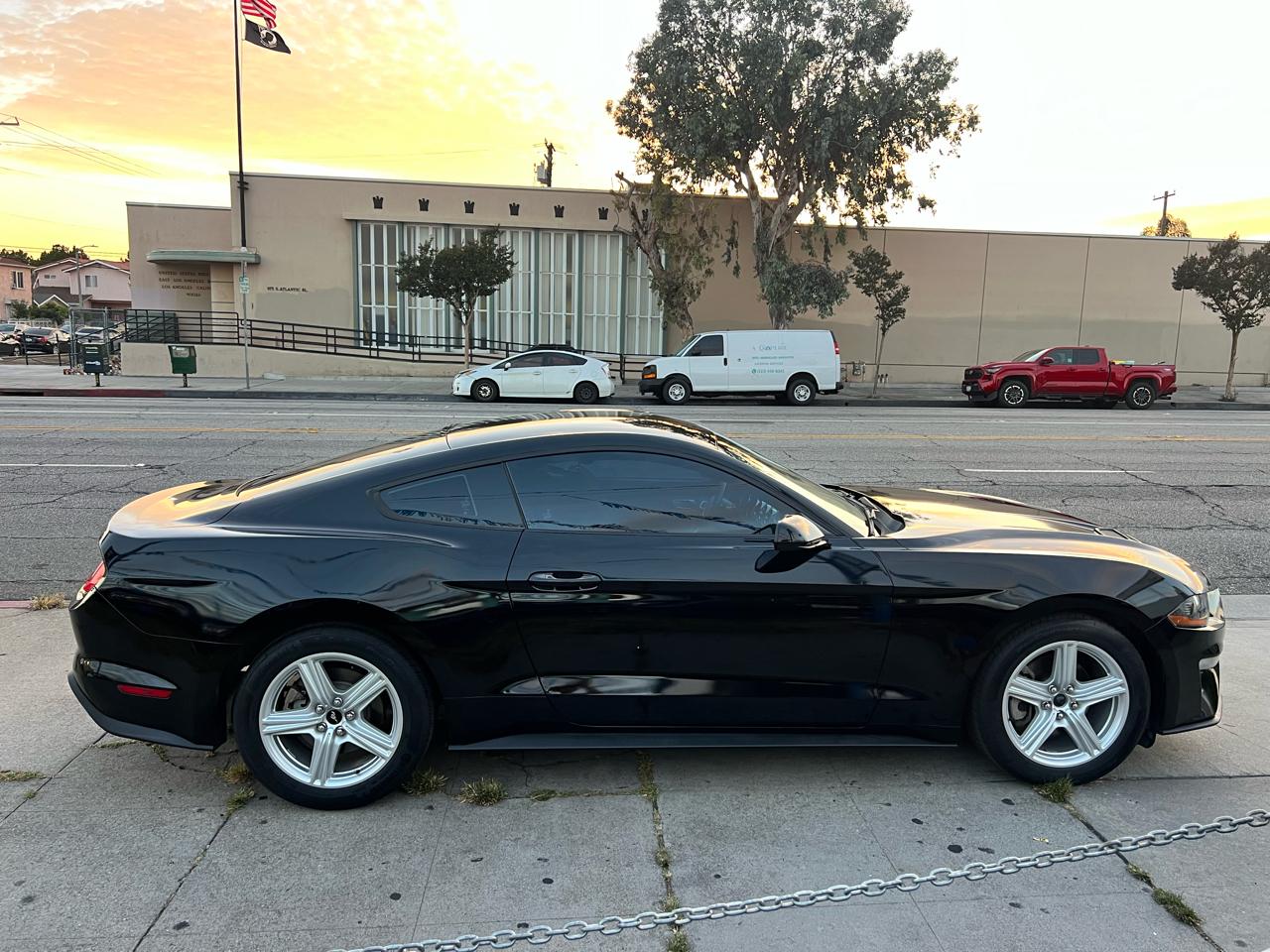 Ford Mustang EcoBoost Coupe 2018
