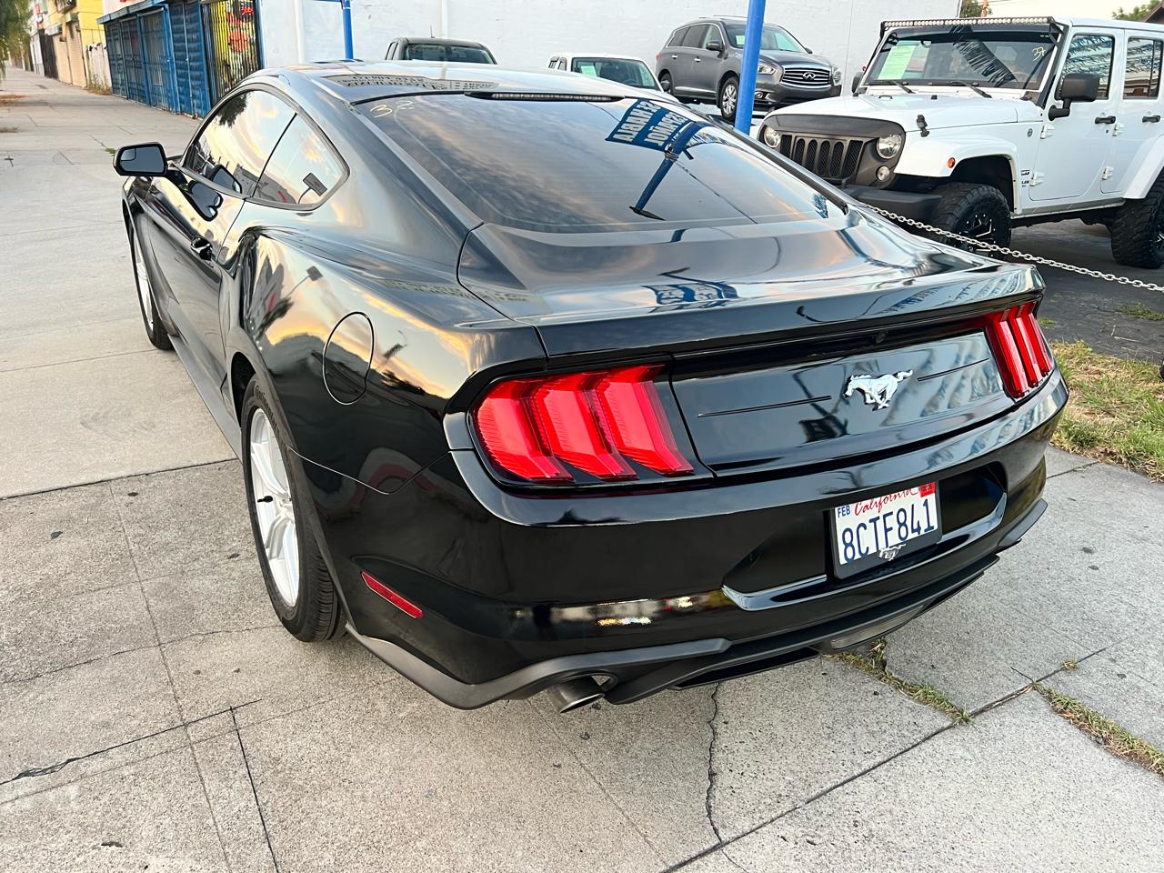 Ford Mustang EcoBoost Coupe 2018