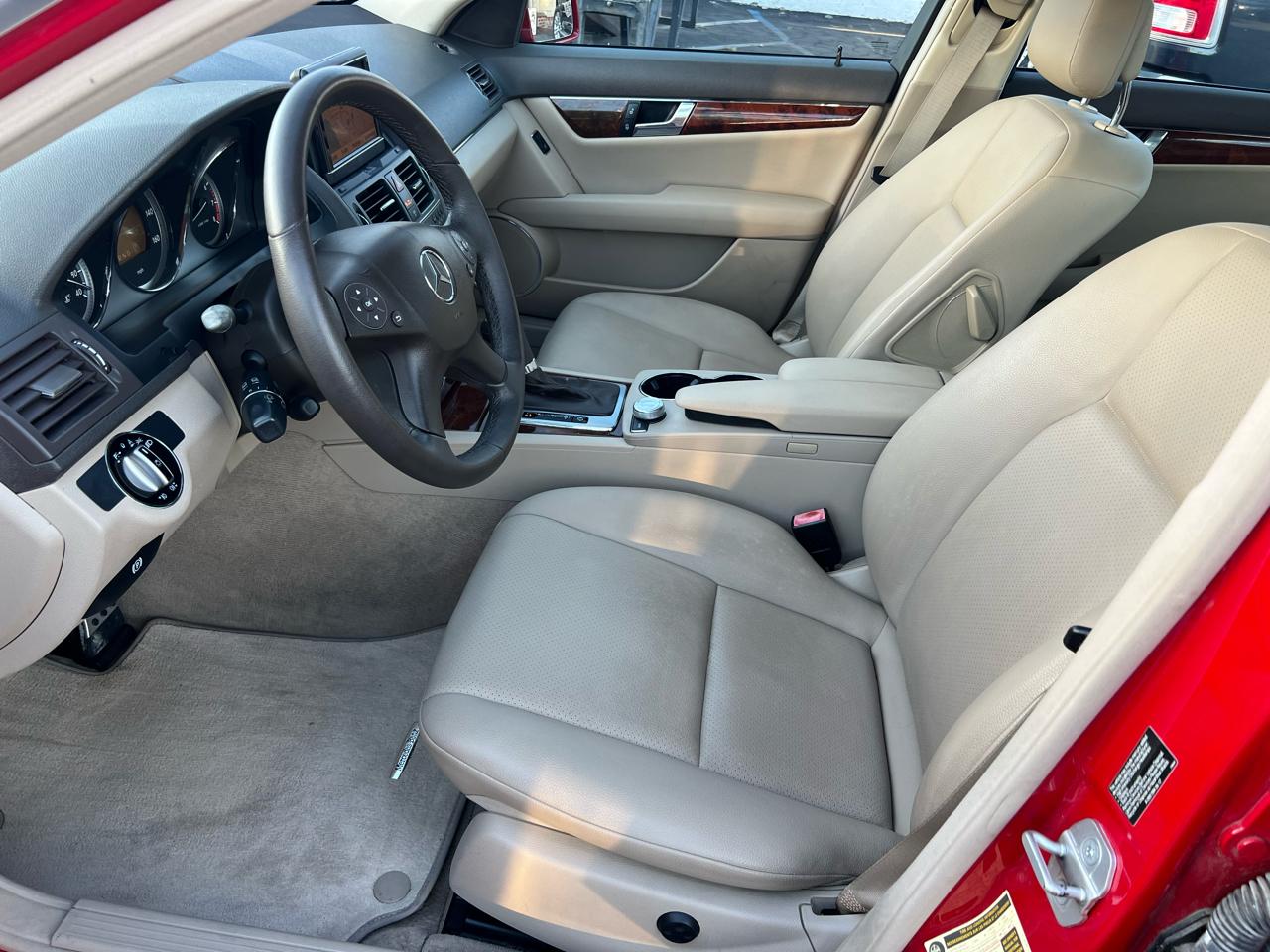 Mercedes-Benz C-Class C300 Luxury Sedan 2010