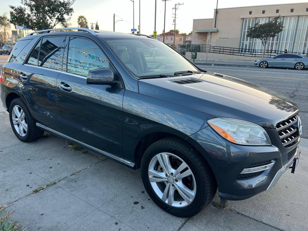 Mercedes-Benz M-Class ML350 4MATIC 2014