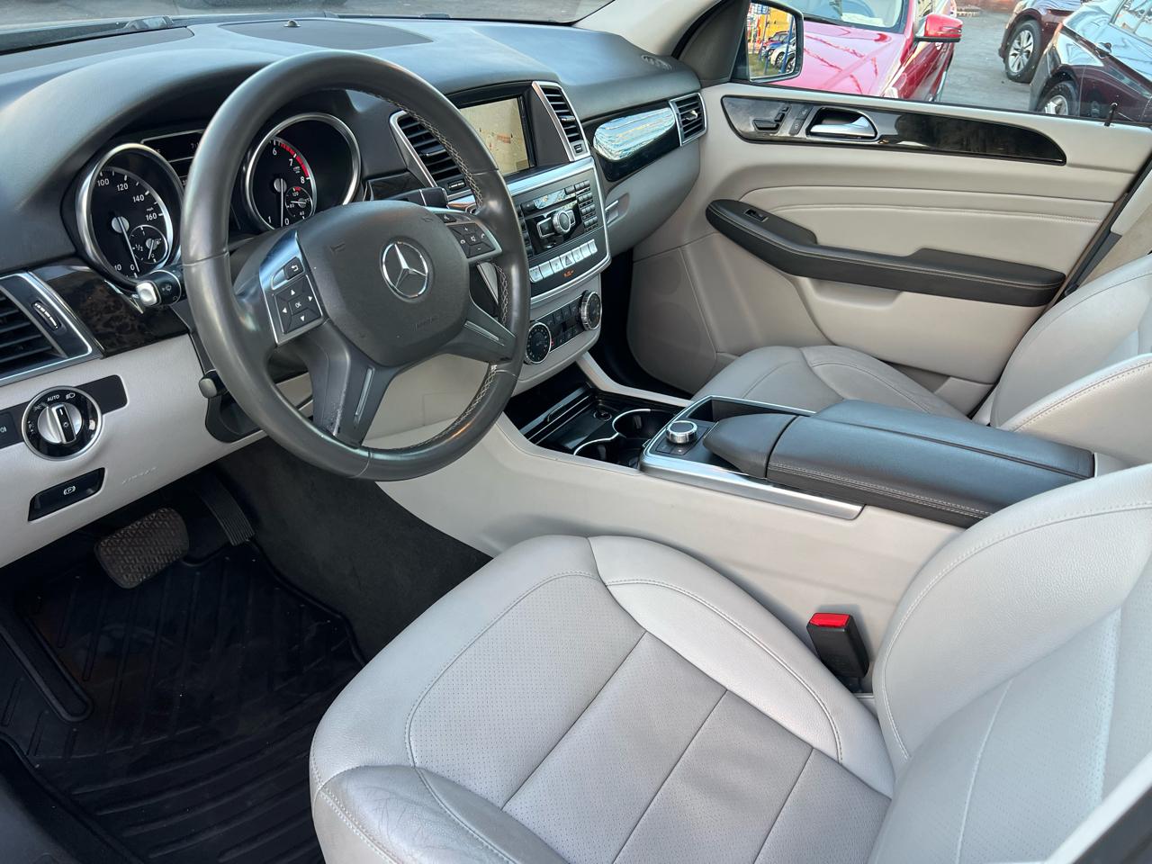 Mercedes-Benz M-Class ML350 4MATIC 2014
