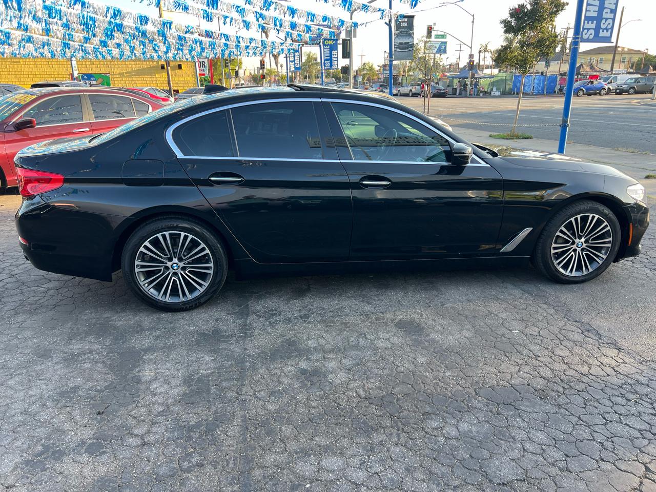 BMW 5-Series 530i 2018