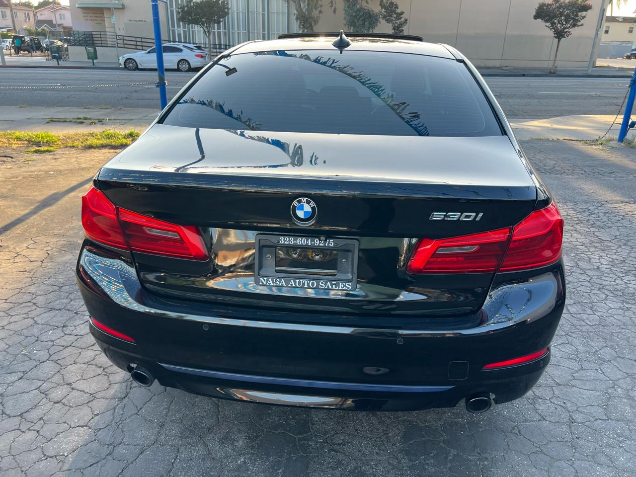 BMW 5-Series 530i 2018