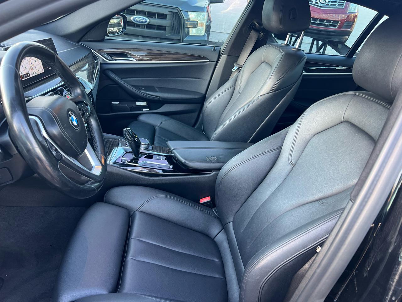 BMW 5-Series 530i 2018