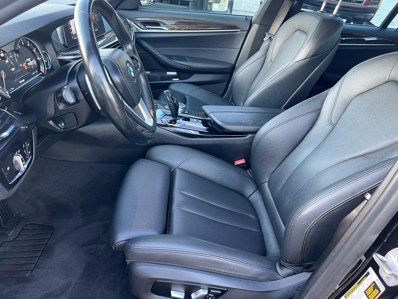 BMW 5-Series 530i 2018