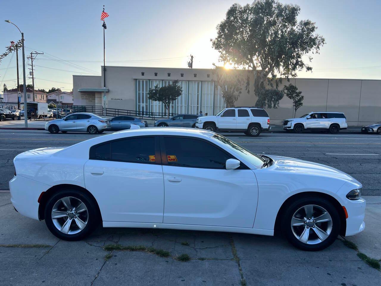 Dodge Charger SXT 2016