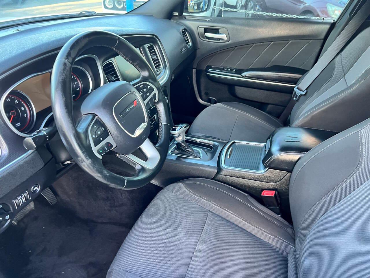 Dodge Charger SXT 2016