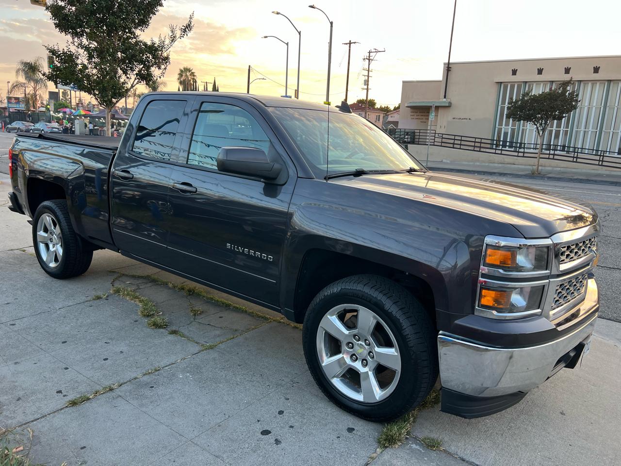 Chevrolet Silverado 1500 2WD Crew Cab 143.5" LT 2015