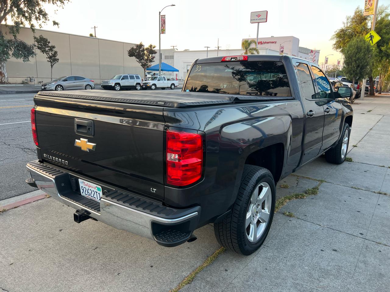 Chevrolet Silverado 1500 2WD Crew Cab 143.5" LT 2015