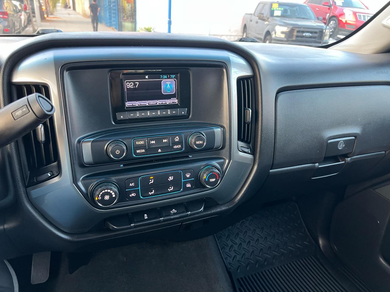 Chevrolet Silverado 1500 2WD Crew Cab 143.5" LT 2015