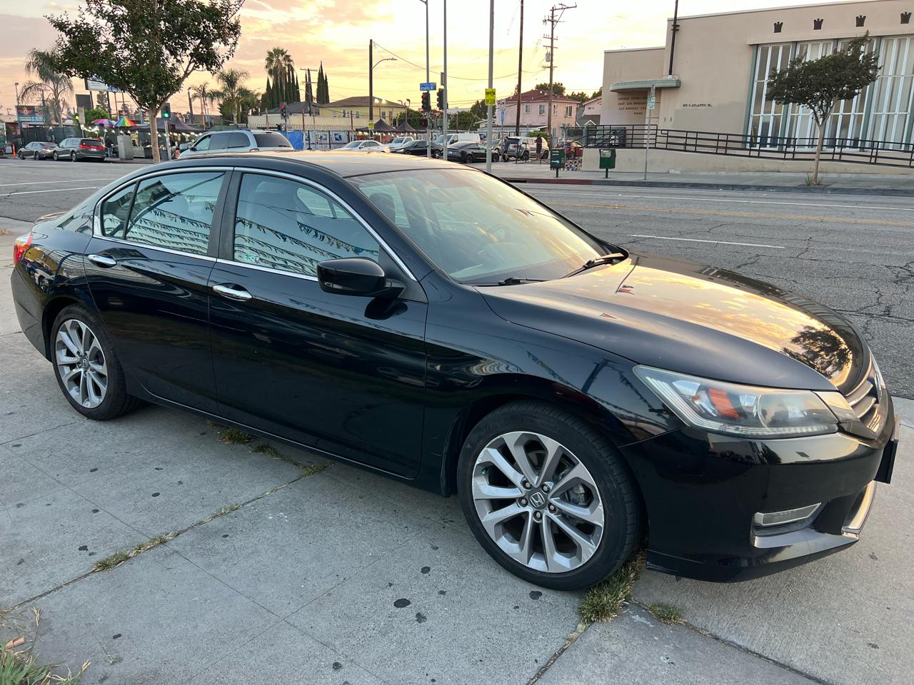 Honda Accord 4-Door Sedan 2013