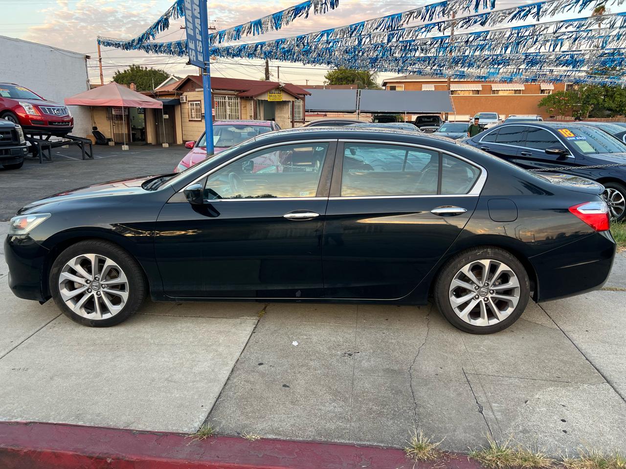 Honda Accord 4-Door Sedan 2013
