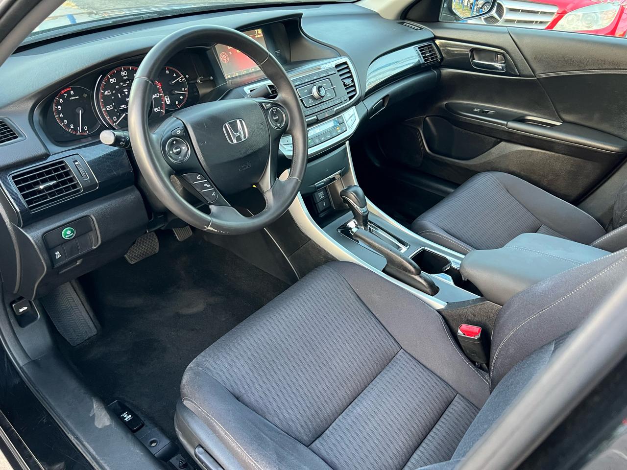 Honda Accord 4-Door Sedan 2013