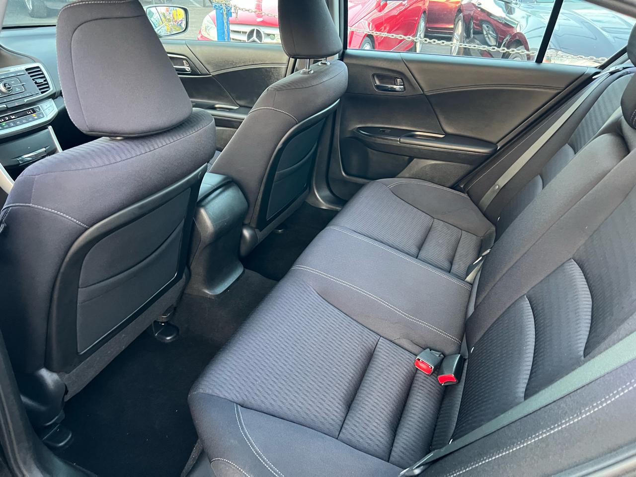 Honda Accord 4-Door Sedan 2013