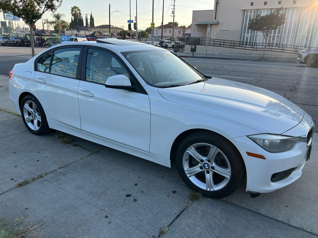 BMW 3-Series 328i Sedan 2013