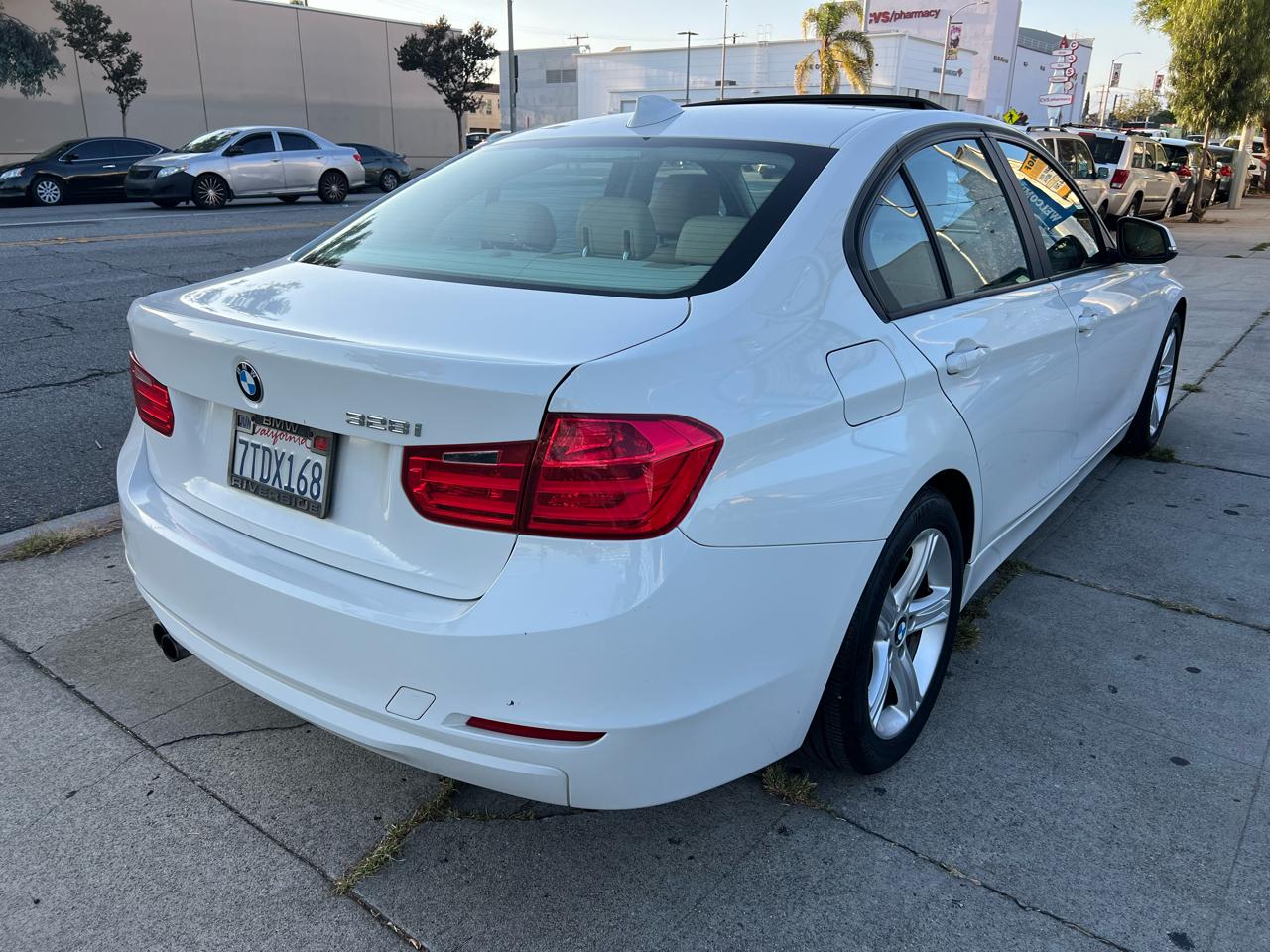 BMW 3-Series 328i Sedan 2013