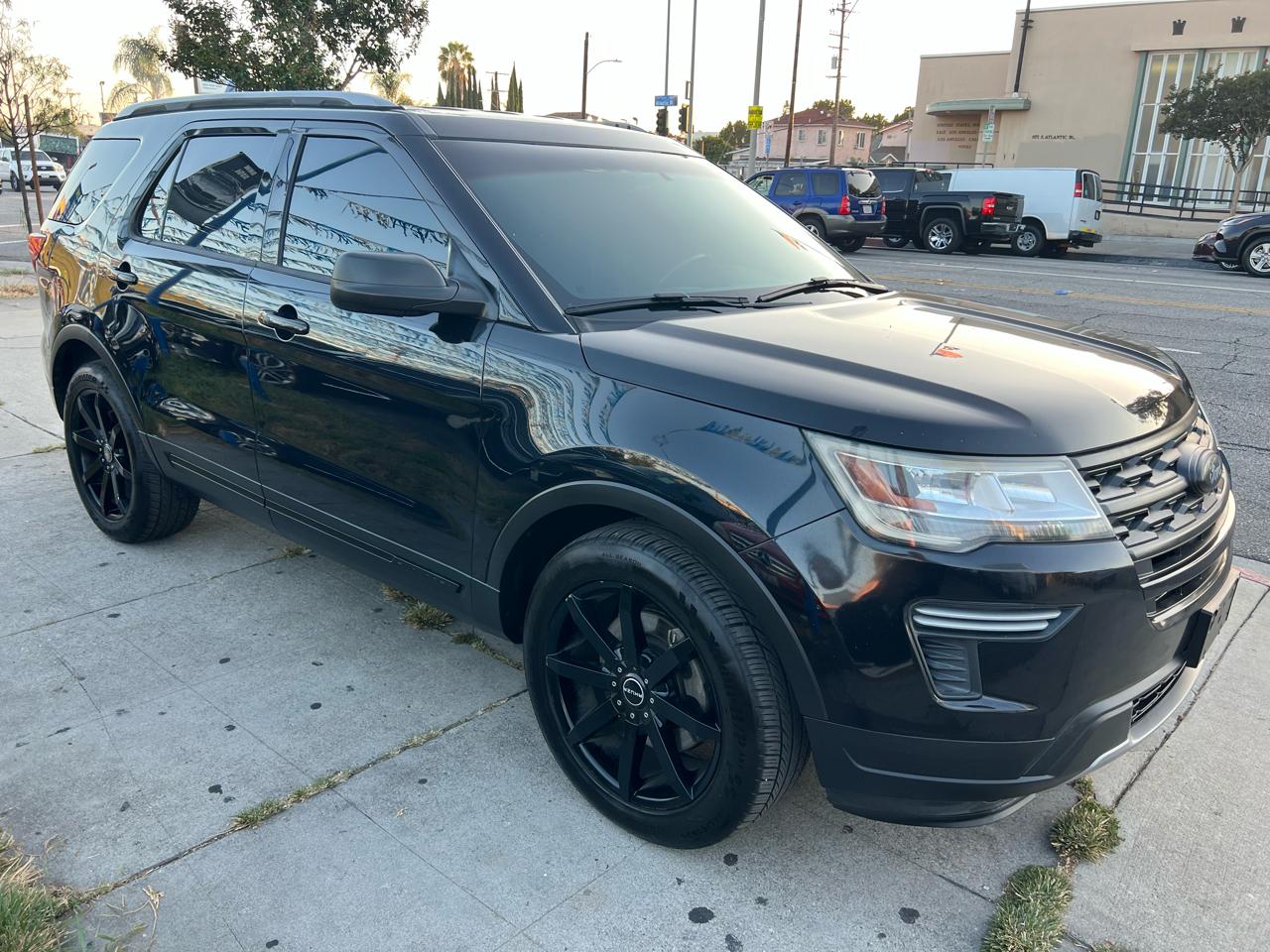 Ford Explorer 4dr XLT 2019