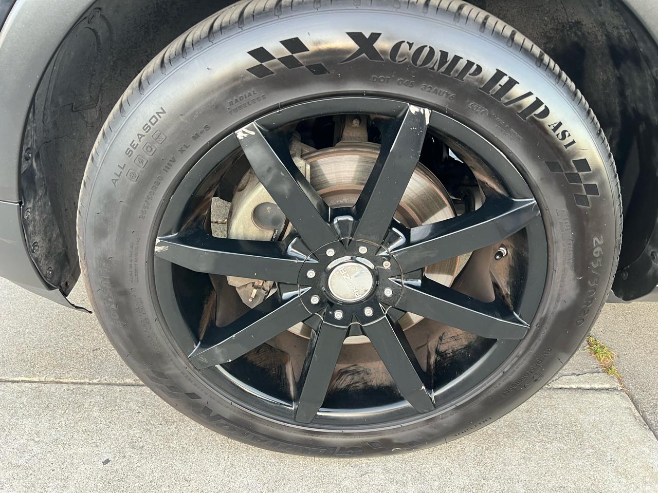 Ford Explorer 4dr XLT 2019