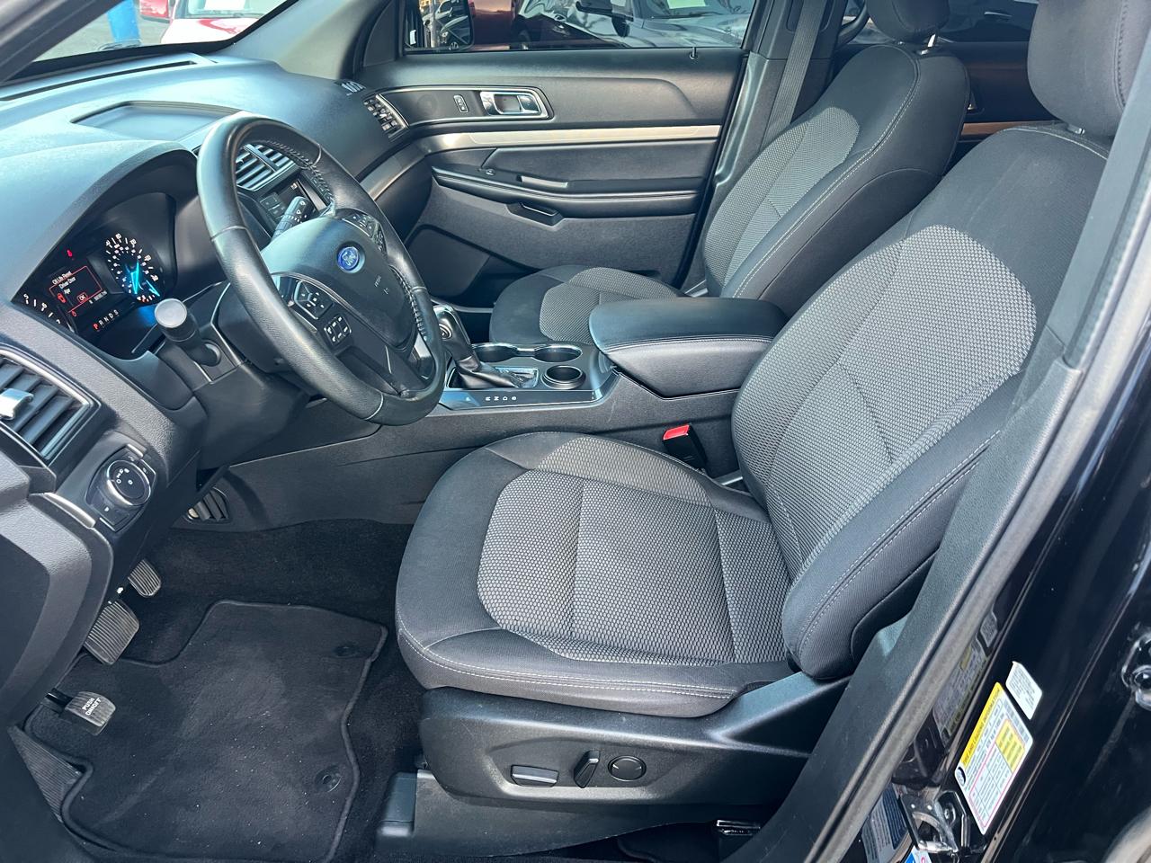 Ford Explorer 4dr XLT 2019