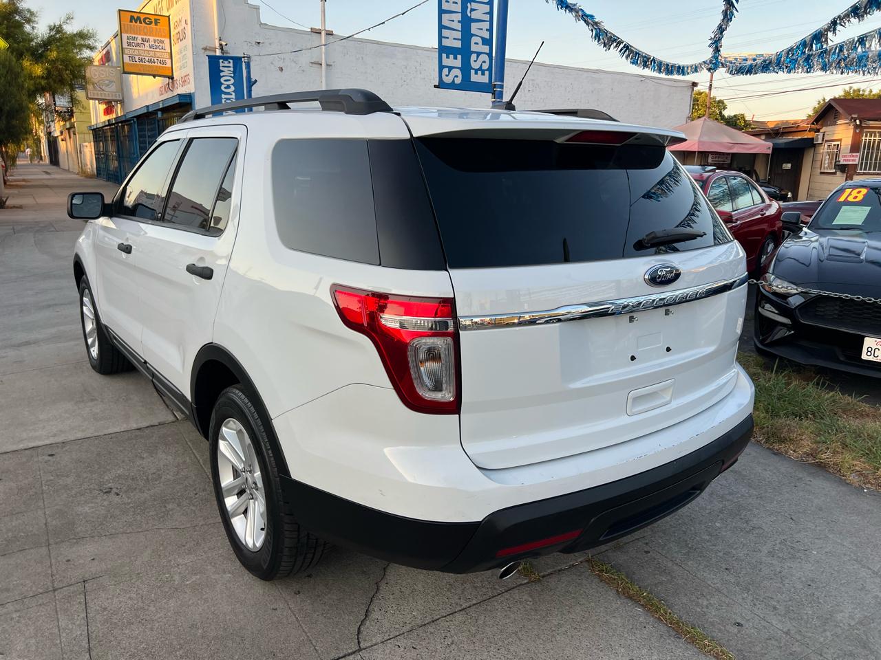 Ford Explorer Base FWD 2015