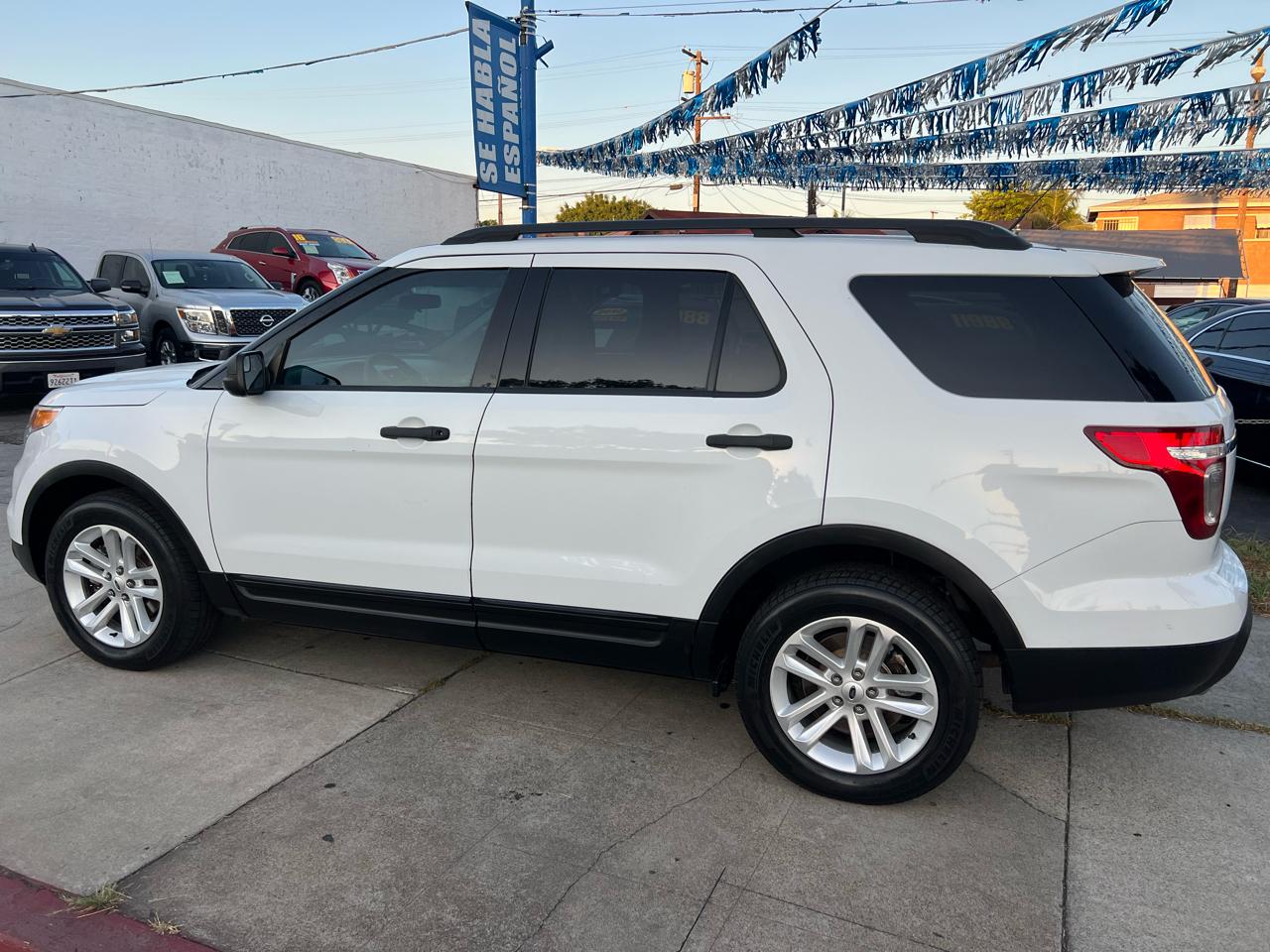 Ford Explorer Base FWD 2015