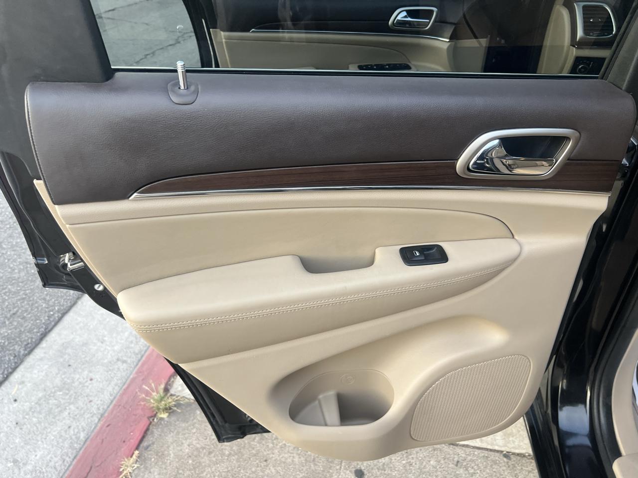 Jeep Grand Cherokee Overland 4WD 2015