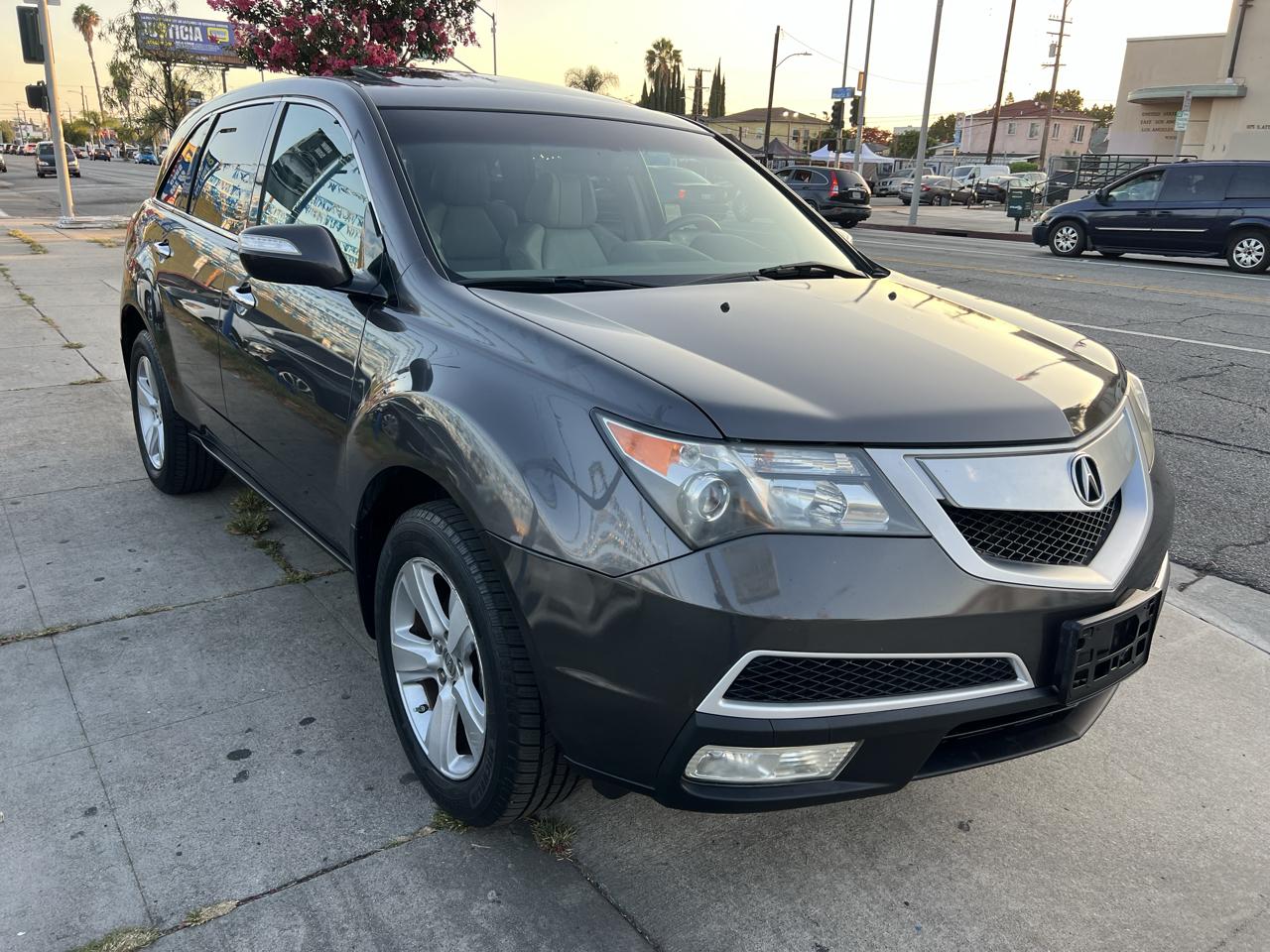 Acura MDX 6-Spd AT w/Tech Package 2011